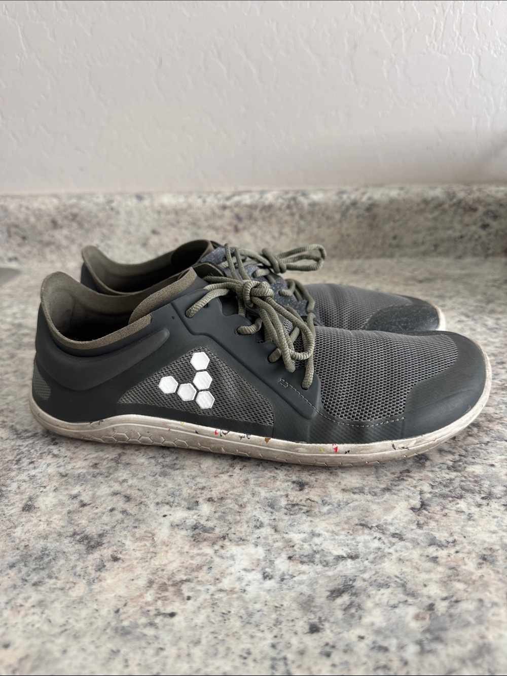 Vivo Barefoot Men's Olive Gray Lace-Up Athletic Shoes
